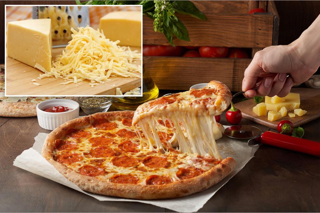 Does eating cheese before bed cause? The doctor reveals the connection