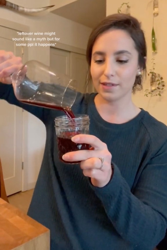 Sommelier Warner Boin Dowhearn is going viral for its easy home hack that allows you to keep the remaining wine enjoying its best.